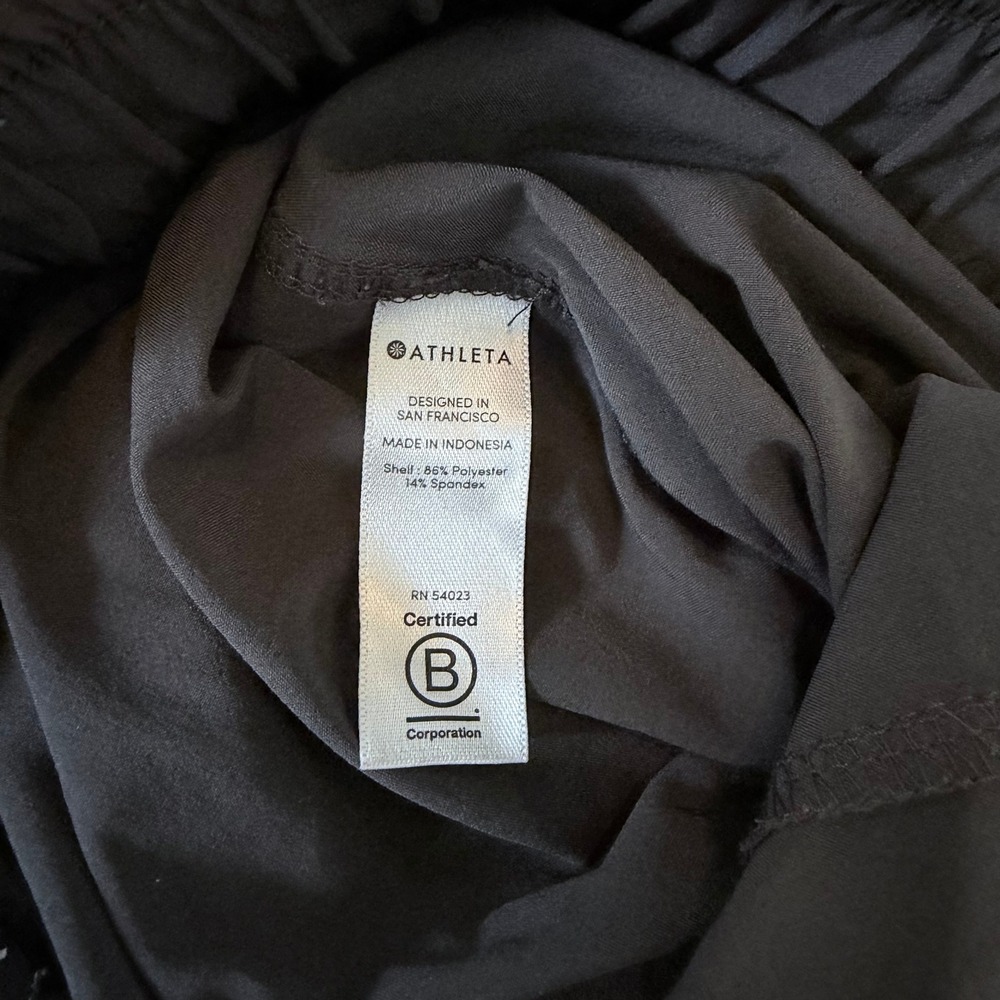 Athleta Gray Athleisure Waist Tapered Cargo Pants Minimalist Travel Outdoor Sz 0 - Picture 8 of 9